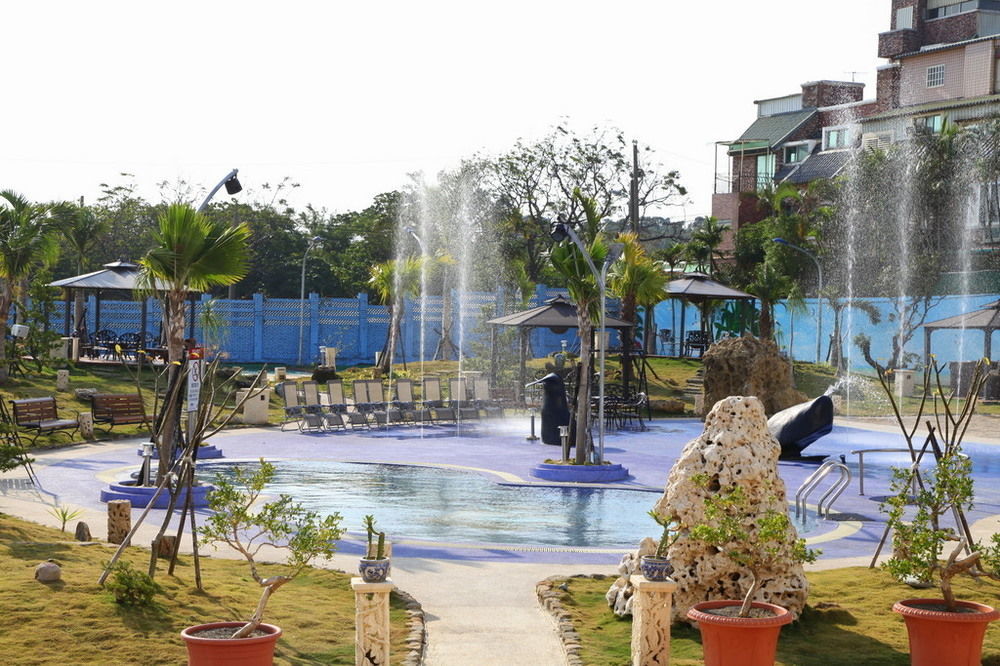 Clownfish Resort Kota Tua Kota Tua Hengchun Bagian luar foto